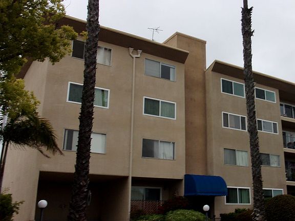2nd image of 1830 Thomas Ave Unit F
