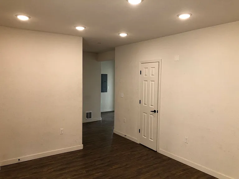 Stranda Apartments — Photo 81