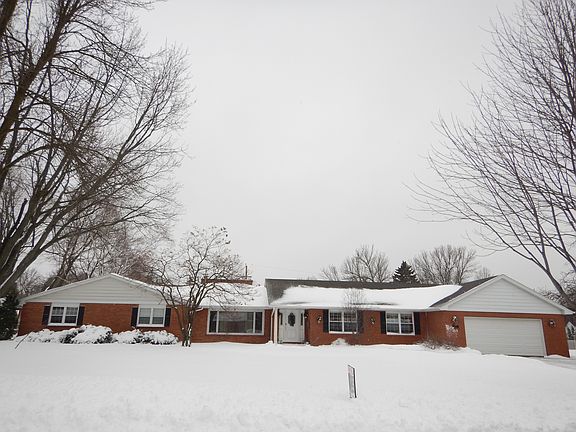 3rd image of 281 Saint Marys Blvd