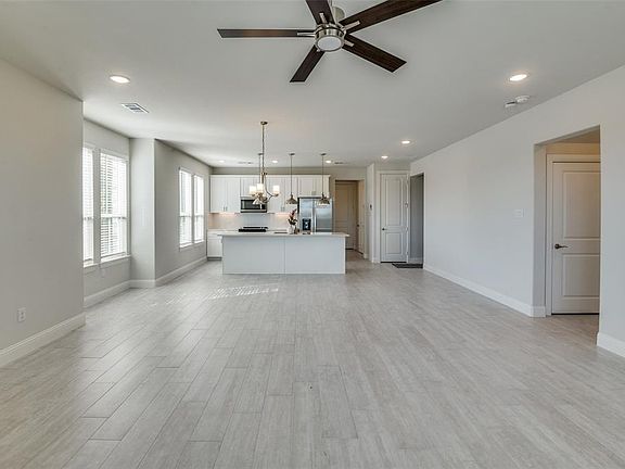2nd image of 9601 Thorncrown Ln #9601