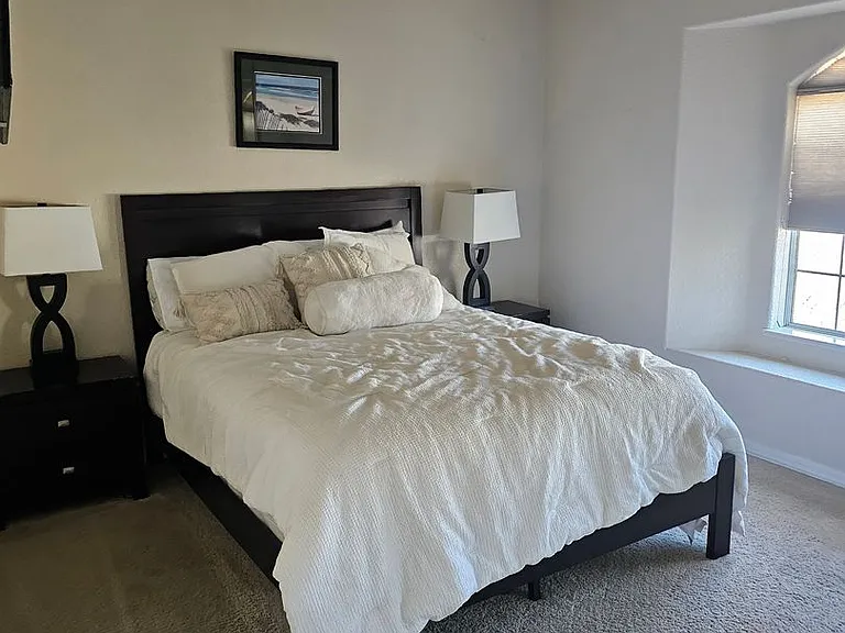 705 Armour Dr — Photo 9