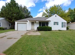 4360 E Bellaire Ave, Wichita, KS 67218