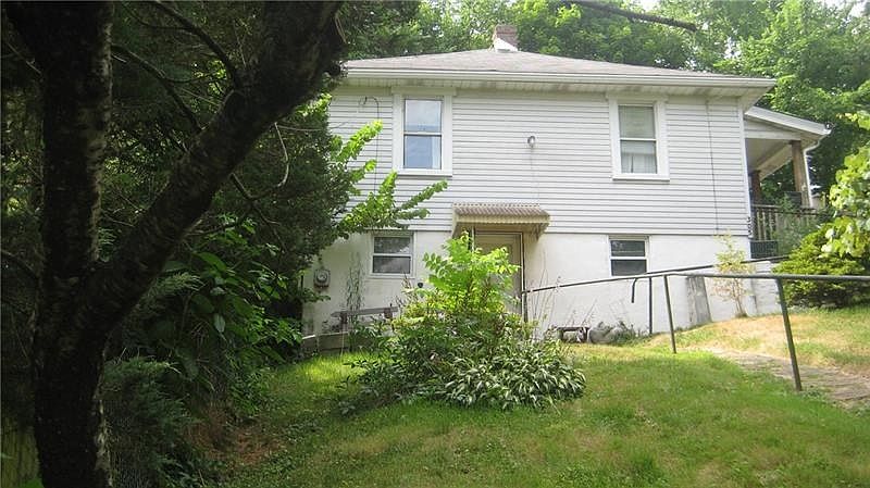 2nd image of 305 Lafferty St