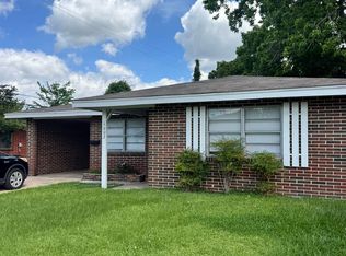1002 Cooper Dr, Orange, TX 77630