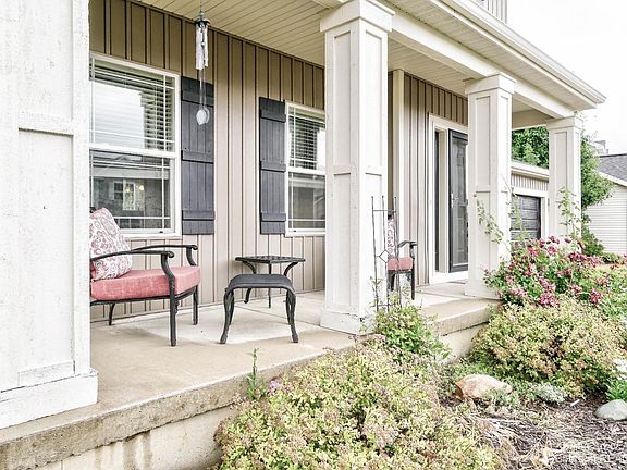 2nd image of 1218 Wildflower Dr