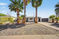 photo property thumbnail