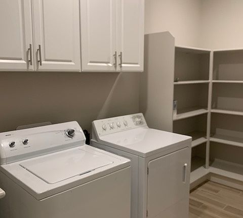 3rd image of 1578 Harry Lorenzo Ave