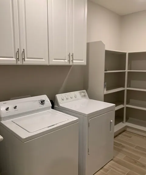1578 Harry Lorenzo Ave — Photo 3