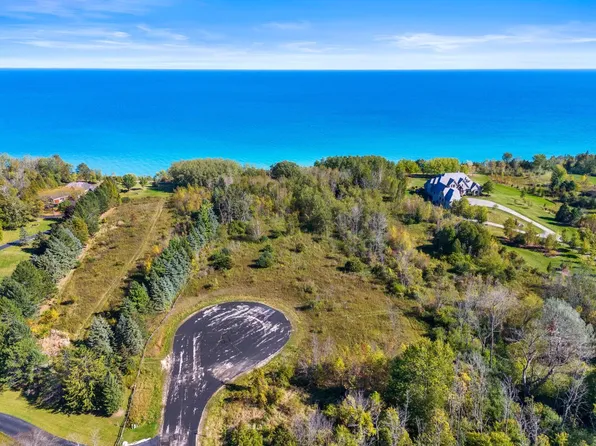 Lt3 LAKE SIDE COURT, Grafton, WI 53024