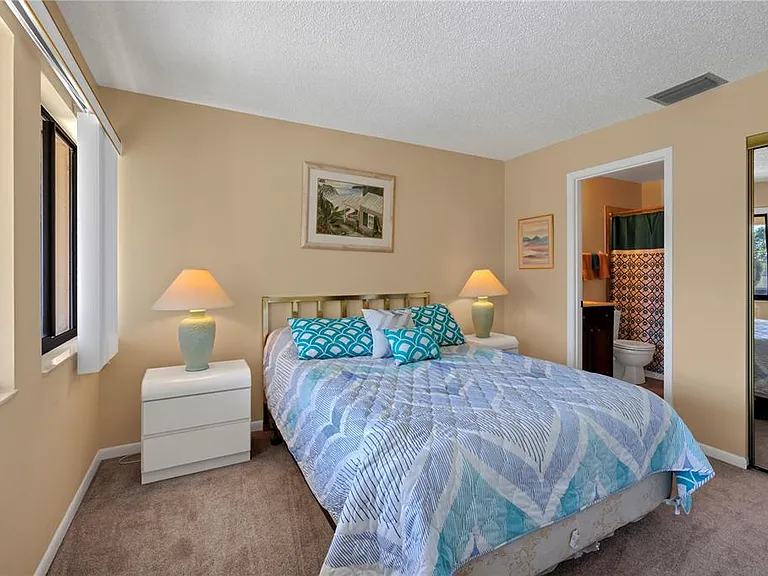 5205 Lake Village Dr #16 — Photo 20