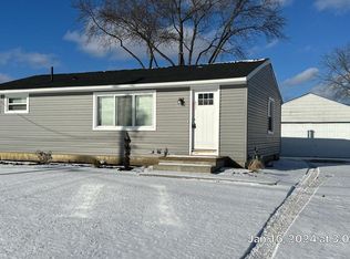 3222 Hilton St NW, Massillon, OH 44646