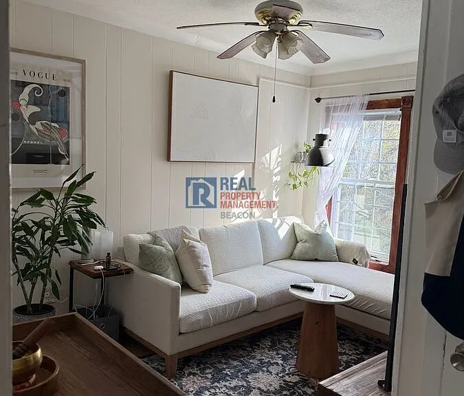 24 West St #3 — Photo 2