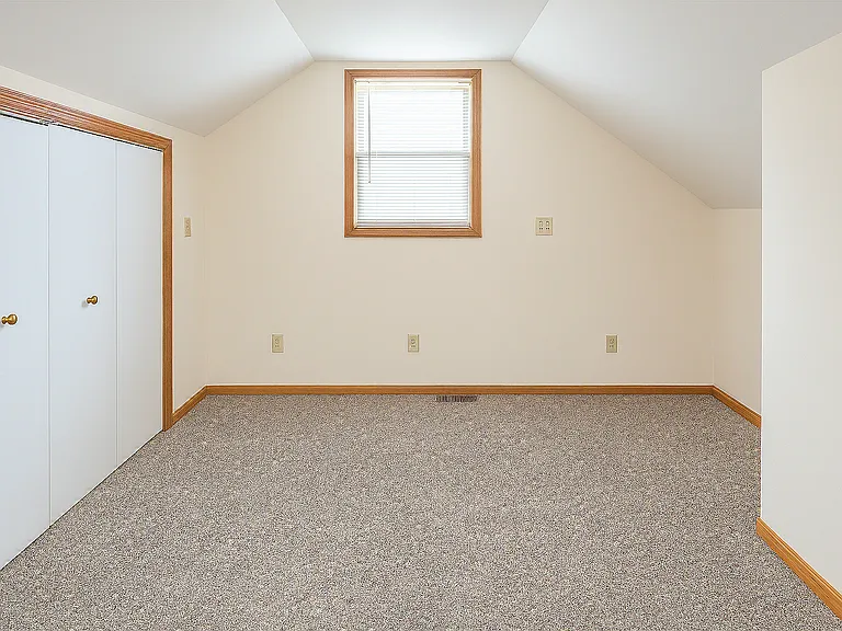Upstairs bedroom