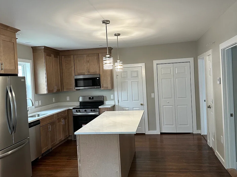 31 Southern St #1
