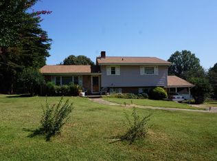 617 Bristol Dr, Statesville, NC 28677