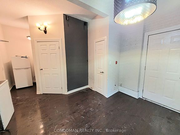2nd image of 135 John St S #4