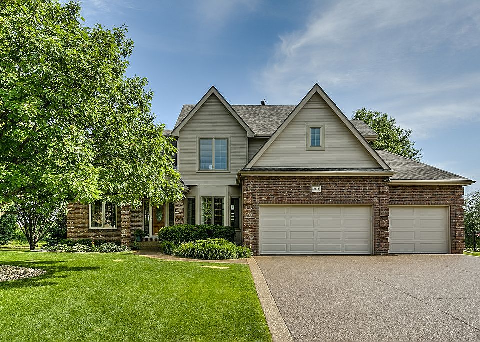 1st image of 2413 S 186th Cir