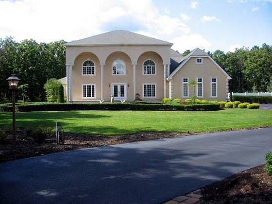 1st image of 822 Harlequin Dr