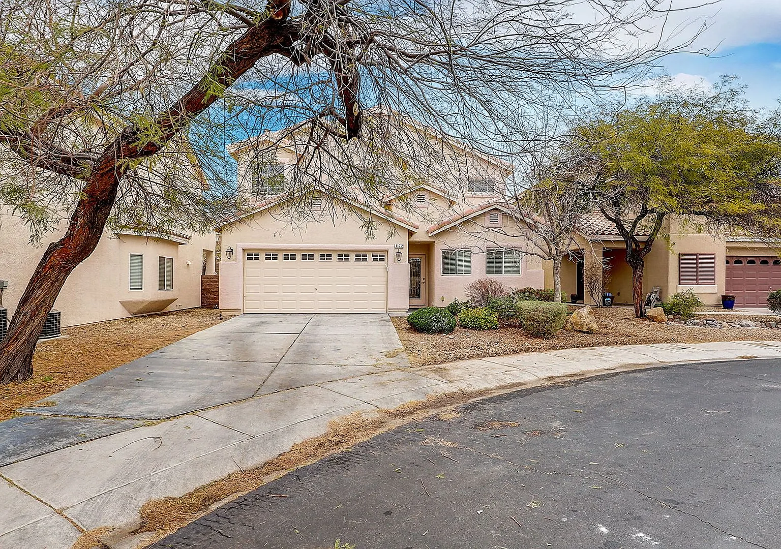 4 Bedroom Home For Rent! — Photo 2
