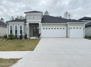 3404 Americana Dr, Green Cove Springs, FL 32043