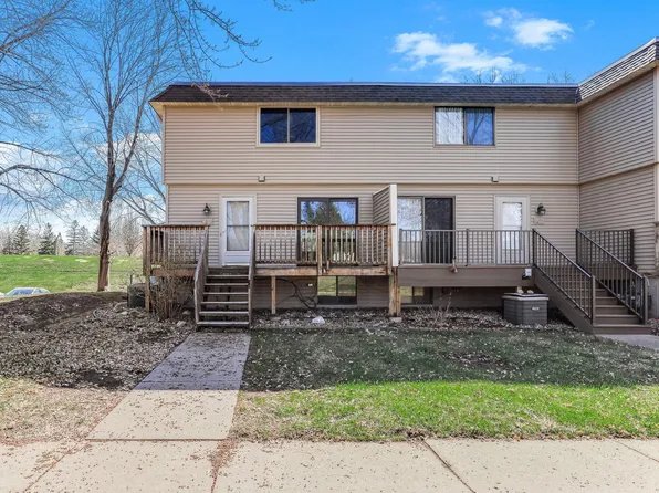 6286 Meadowlark Ln N, Maple Grove, MN 55369