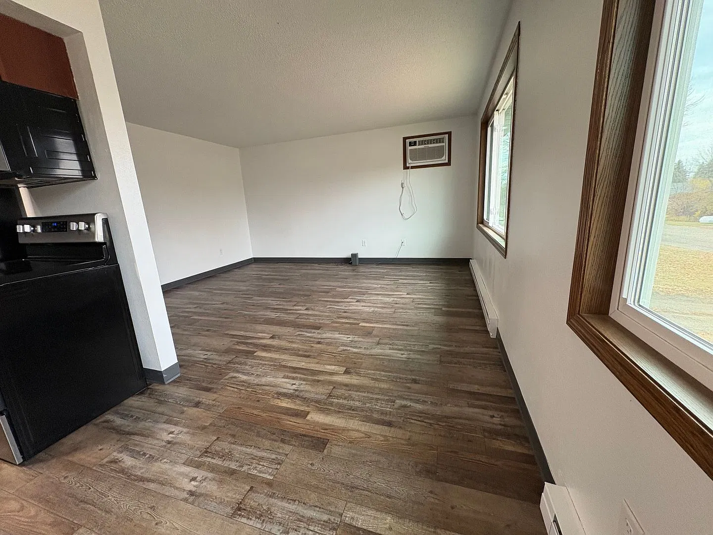 217 North Lakota Ave — Photo 2