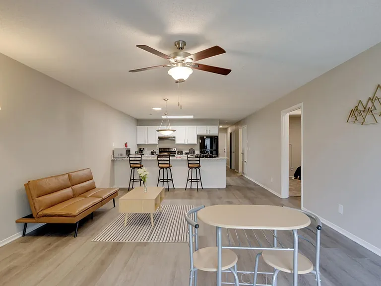 3484 W Harvard St #3484 — Photo 1