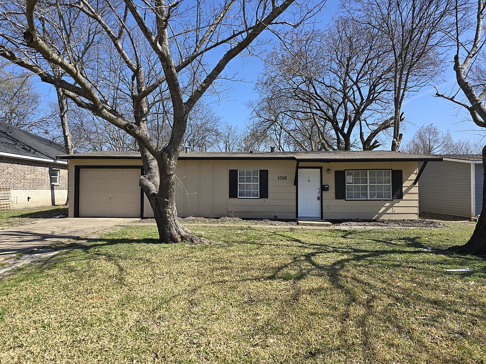 1st image of 1008 Grande Dr
