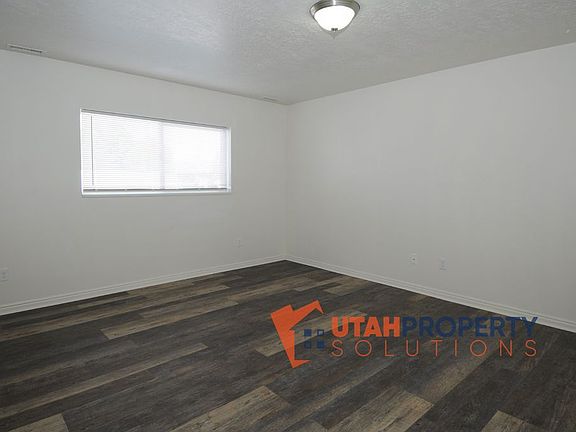 5th image of 1650 N Trinnaman Ln #0