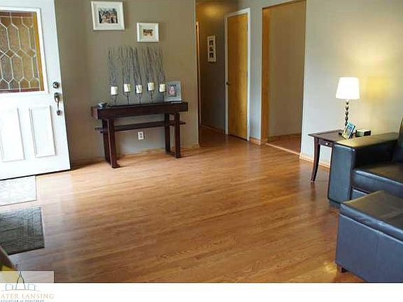 3rd image of 2680 Cahill Dr