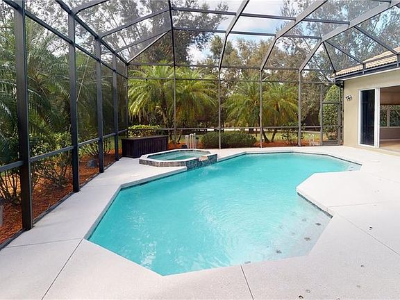4th image of 5348 Royal Poinciana Way