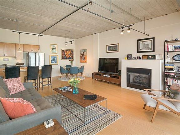 5th image of 315 2nd St APT 408