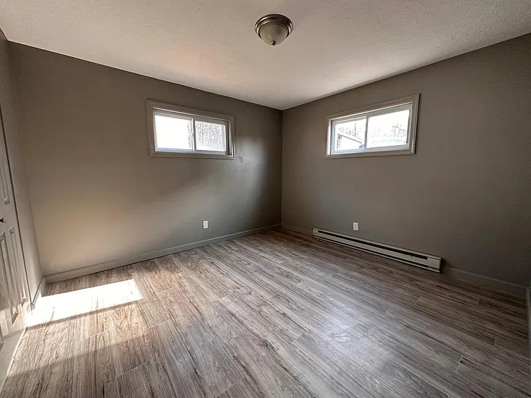 271 Kendall Ave #2 — Photo 4