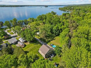 35 Campano Dr, Saint albans, VT 05478