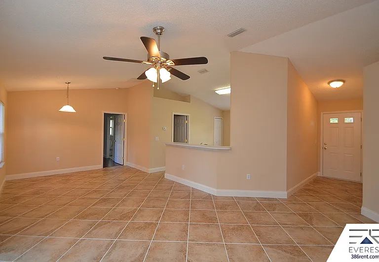 5 Richfield Ln — Photo 4