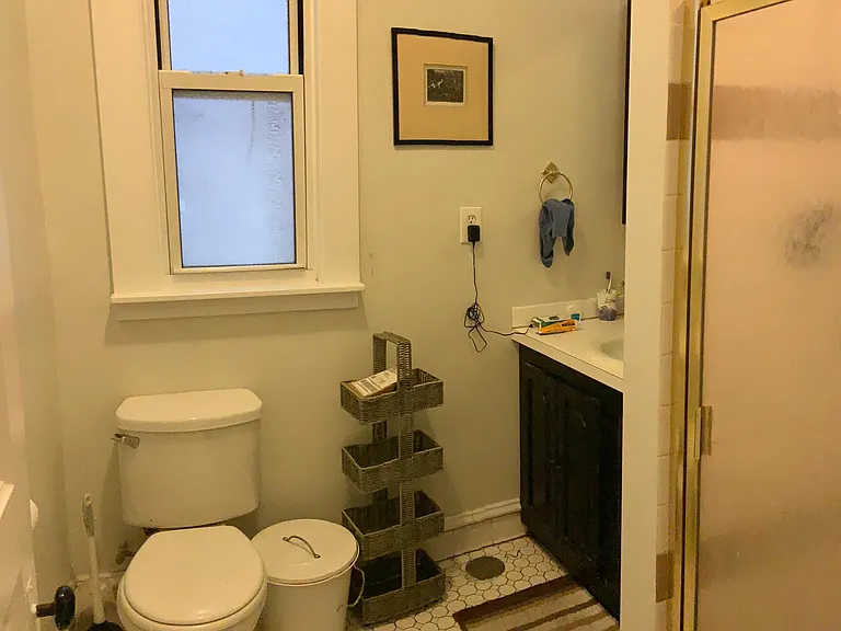 1063 W Cornelia Ave #1 — Photo 9