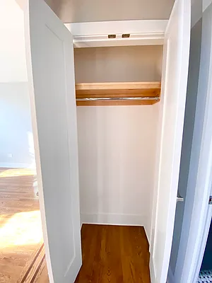 Rented by Amorelli Realty | media 20