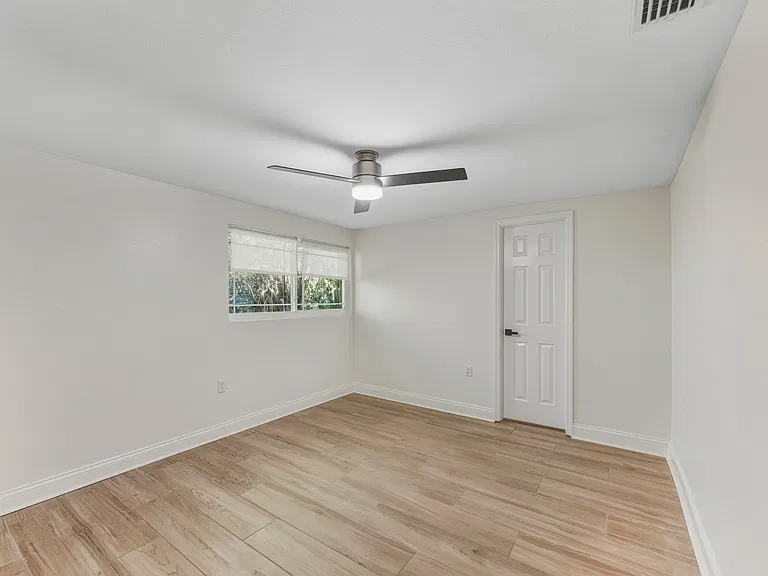 4016 W Nassau St — Photo 4