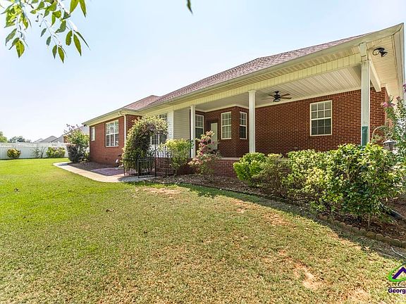 5th image of 455 Joseph Chandler Dr