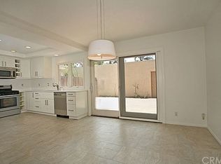 406 Vista Roma, Newport Beach, CA 92660