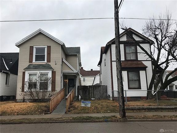 3rd image of 2827 E 5th St