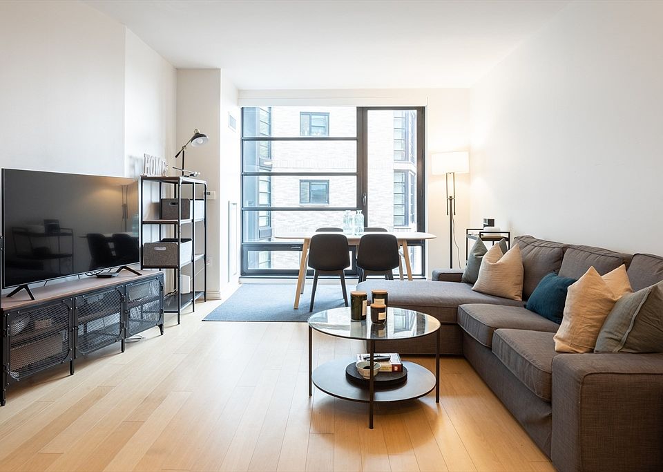 1st image of 580 Washington St #1414