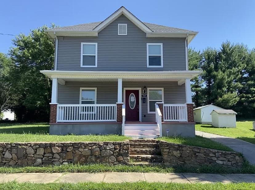 1st image of 723 Hanover Ave NW