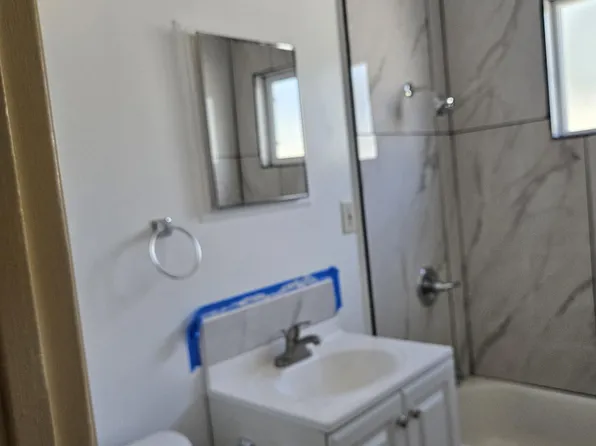 6101 1/2 S Wilton Pl, Los Angeles, CA 90047