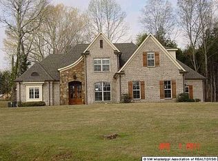 5623 Santa Fe Dr E, Olive Branch, MS 38654