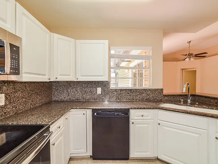 5010 Lighterwood Ct — Photo 7