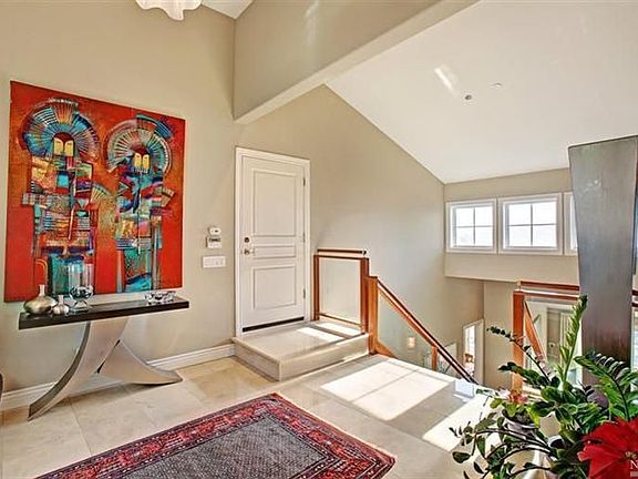 5th image of 140 Hacienda Dr