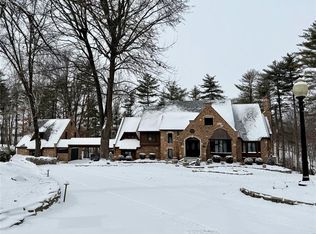 9 Pinebrook Ct, Edwardsville, IL 62025