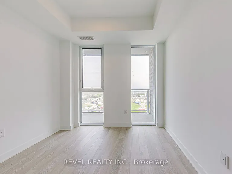 2782 Barton St E #1107 — Photo 26