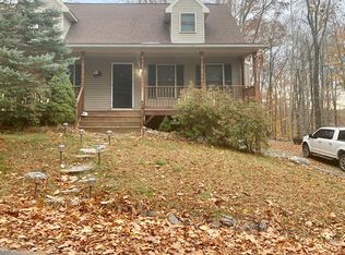 1008 Cheroquee Ter, Lake Ariel, PA 18436